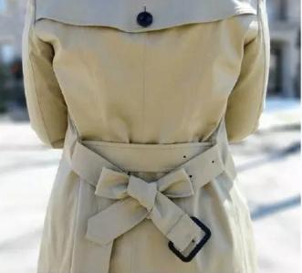 大风衣腰带咋系好看呢女生,春天穿风衣这样系腰带真是美爆了