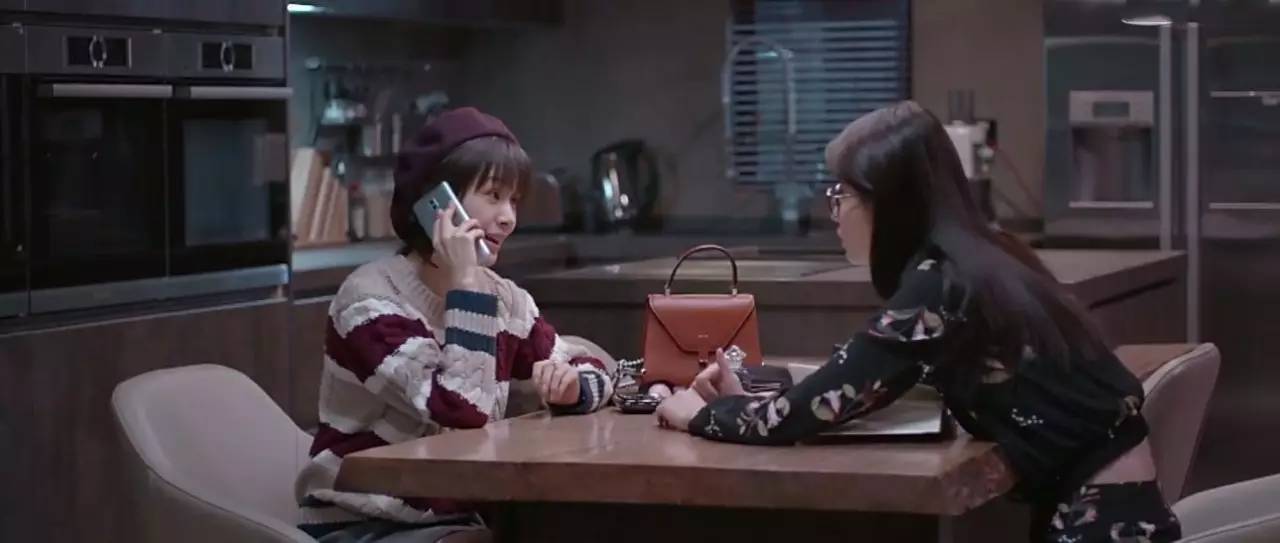 曲筱绡所有包包,曲筱绡穿搭包包