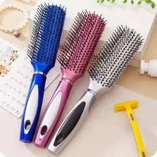 留了那么久的长发还是剪了,长发怎么选梳子