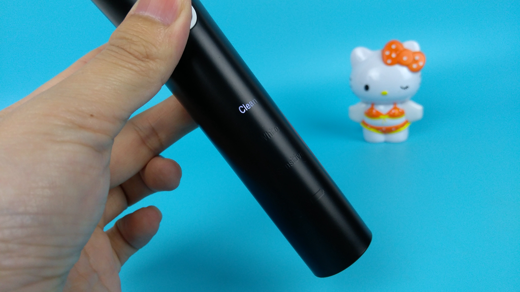 为何孩子蛀牙补完又补？选择合适的牙刷时刻注意口腔卫生