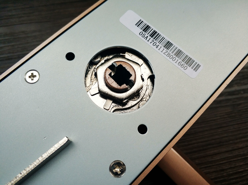 出门忘带钥匙烦恼更换指纹锁,怎样克服出门忘锁门忘关灯