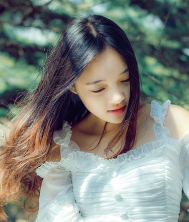 烫发发型女生可爱温柔,女生烫发2022年最减龄的八款卷发