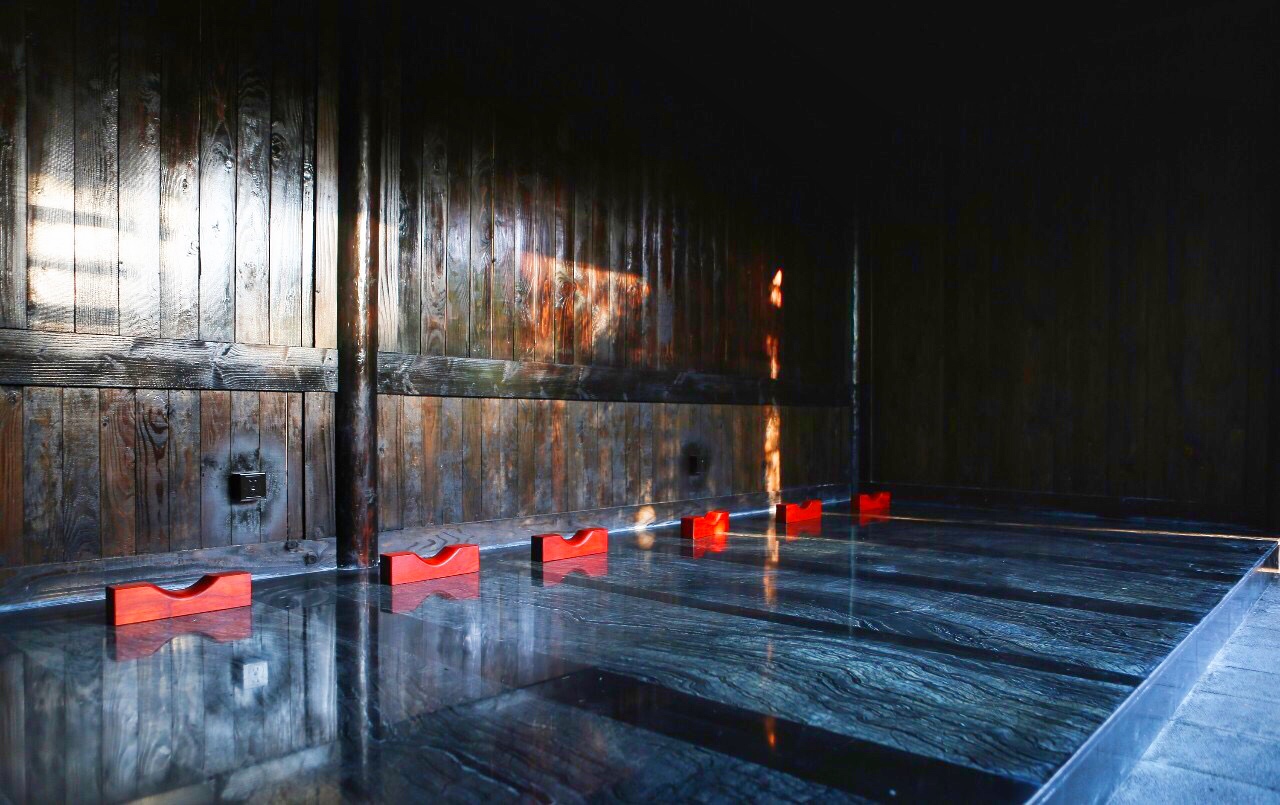 天沐温泉和汤泊温泉哪个好,长白山天沐戴斯温泉酒店温泉