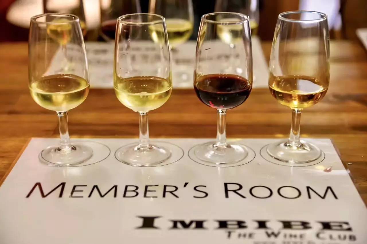 北石：这个由一群流放者建立的国家如今居然这么发达和美丽