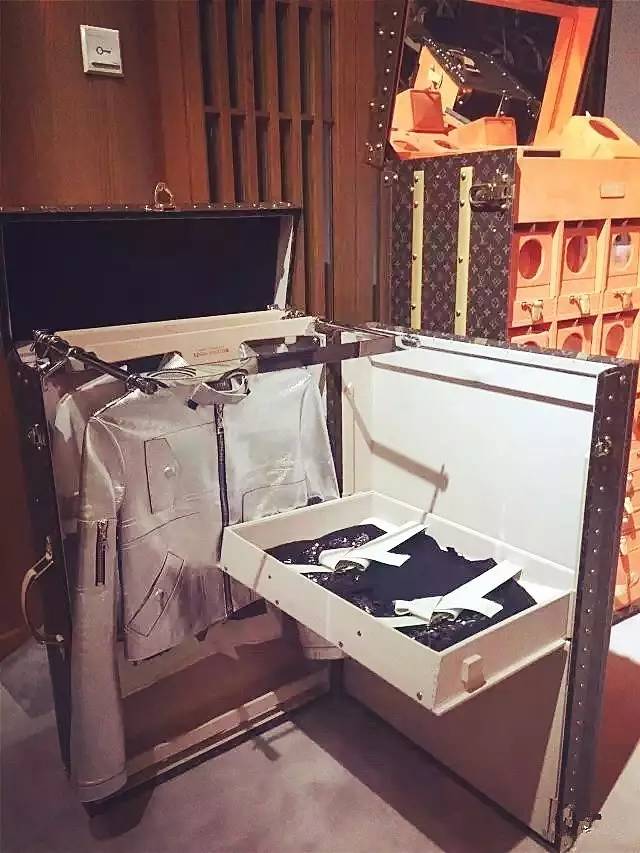 lv个性化定制产品是什么意思,lv个性化定制包包