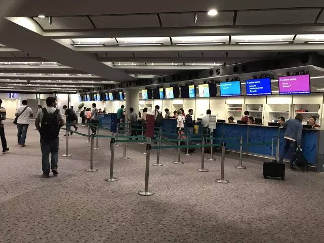 差评！现在港龙、国泰什么的，可坏了