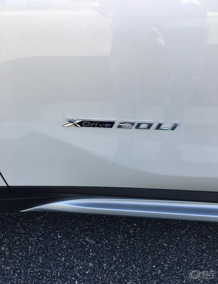 想换辆SUV，看了全新宝马X1，比老款的漂亮好多
