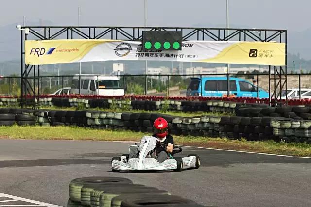 卡丁车耐力赛怎么跑,冠军之路卡丁车