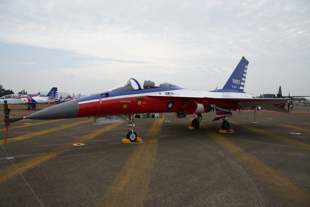 中国制造的第一种喷气式飞机,中国第一个自主研发的飞机发动机