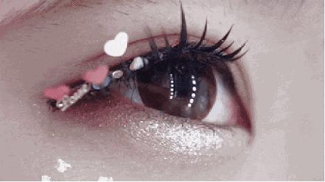 鏄庢槦鏀惧ぇ鐪肩潧鐪煎,鏄庢槦鐪肩潧鍖栧鍙樺ぇ