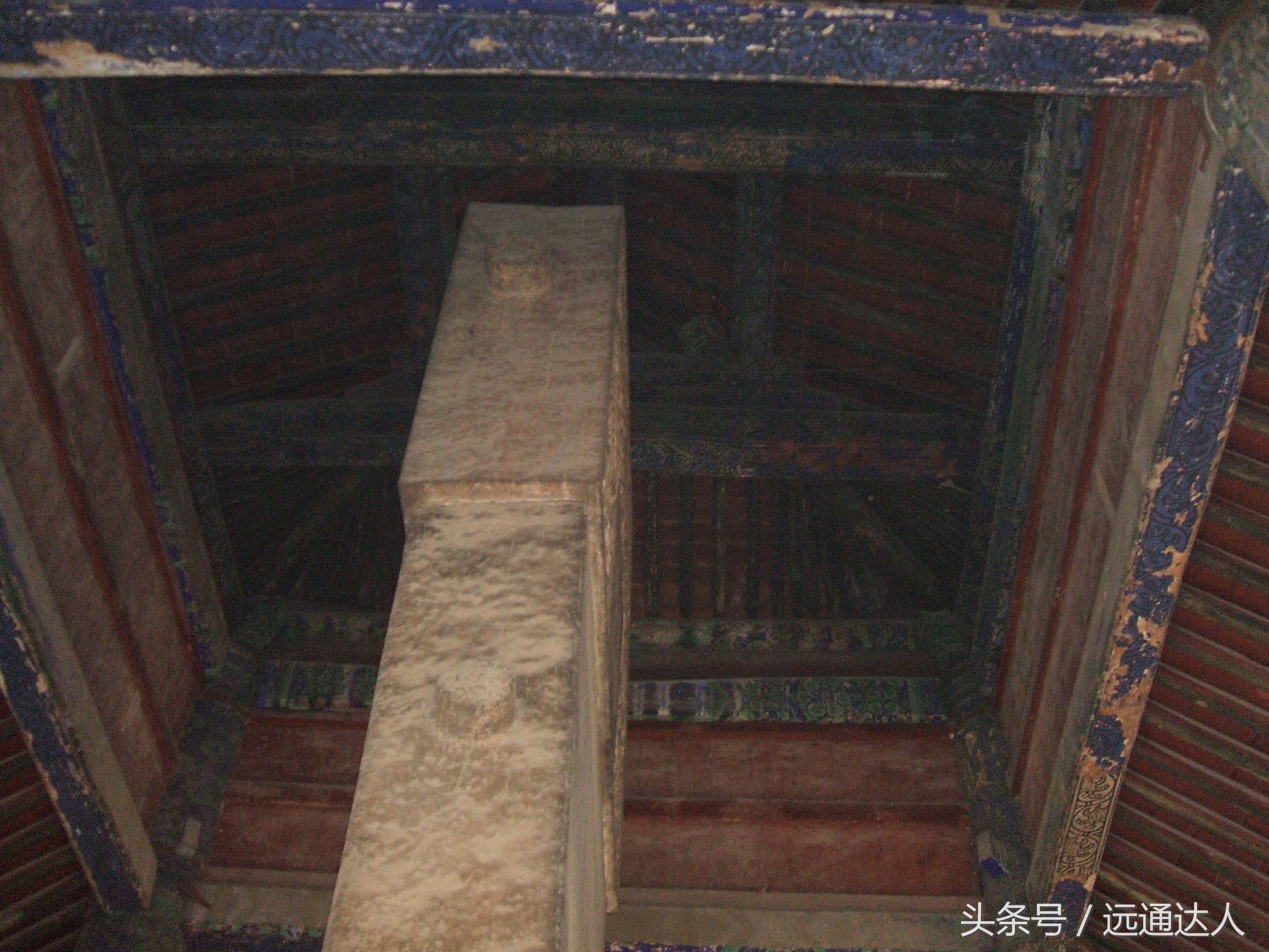 身为泰安人第一次爬泰山,陪爷爷爬泰山感慨朋友圈