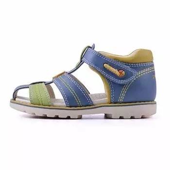 给孩子挑一双好的凉鞋,给婴儿选凉鞋选什么牌子好