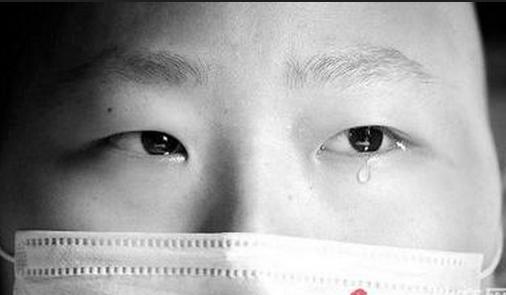 为什么格列卫可以治疗慢粒白血病,慢性白血病早期吃格列卫能治愈吗