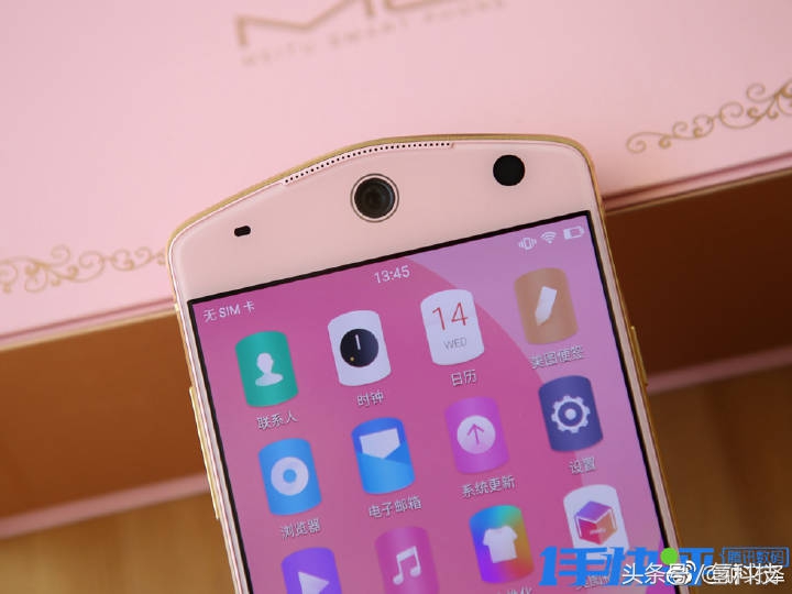 这款手机国外售价高达1万美元！网友感慨：太给国产手机长脸啦！