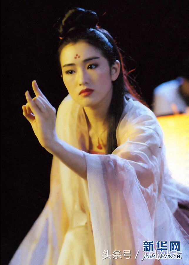 巩俐主演大红灯笼高高挂9集,巩俐大红灯笼高高挂电影