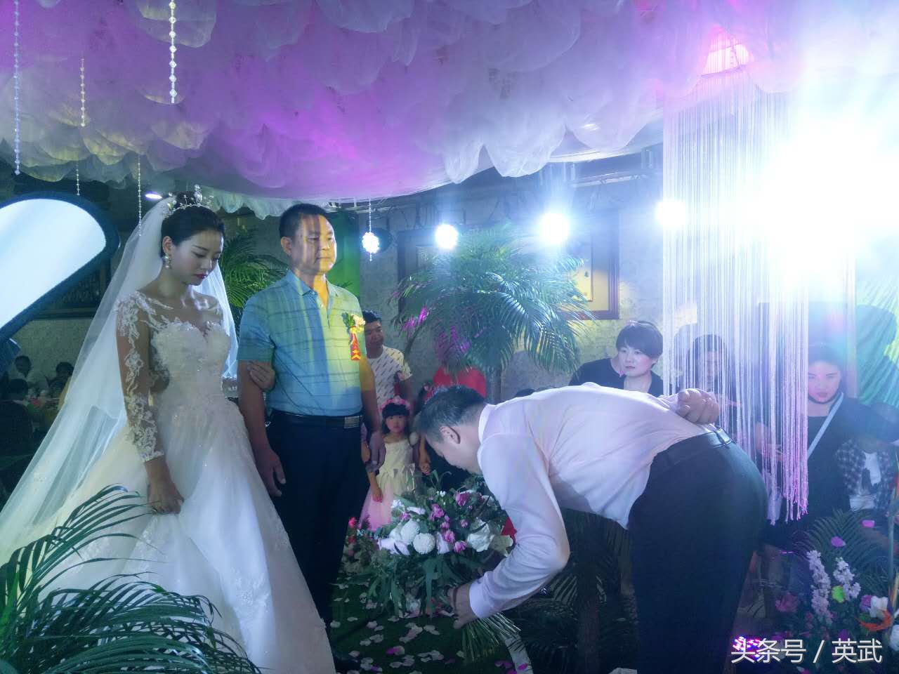 英武：我的情人，请慢点儿长大！