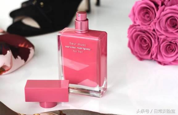 单身多年！老子终于靠这瓶香水把女神追到了手（评论送耳机）