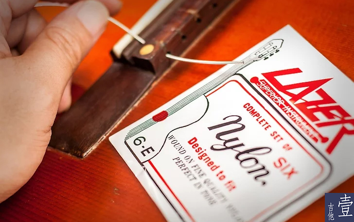 北航吉他,如何换吉他新弦