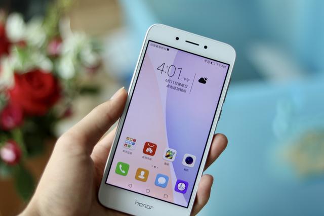 荣耀畅玩6a还能用吗,流畅不卡不发热续航强推荐