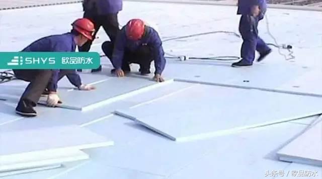 防水时间长了漏雨怎么修复,什么防水材料施工时不怕潮湿