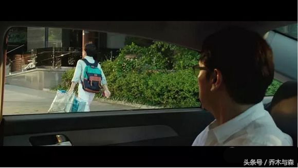 冰封的汉江慢慢融化，冰面之下的无头女尸浮出水面，连环杀人凶手