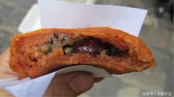 又到了一年一度的小龙虾盛宴了大家如何在家吃到小龙虾？西安这条街美食秒杀回民街统统吃一遍才过瘾？