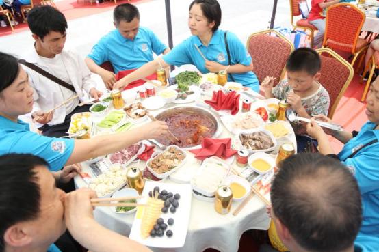 閲嶅簡闀垮畨娆у皻,绀艰禐閲嶅簡