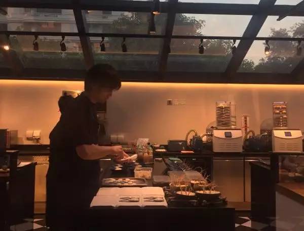 48小时，1000块钱，重新找到生活的幸福感｜曼谷