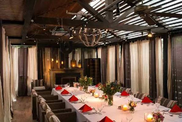 魔都特色餐厅推荐,魔都最有腔调的十家自助餐约起来