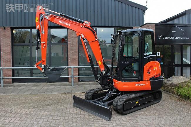 久保田20-5微挖价格,新款柴油久保田高速插秧机多重