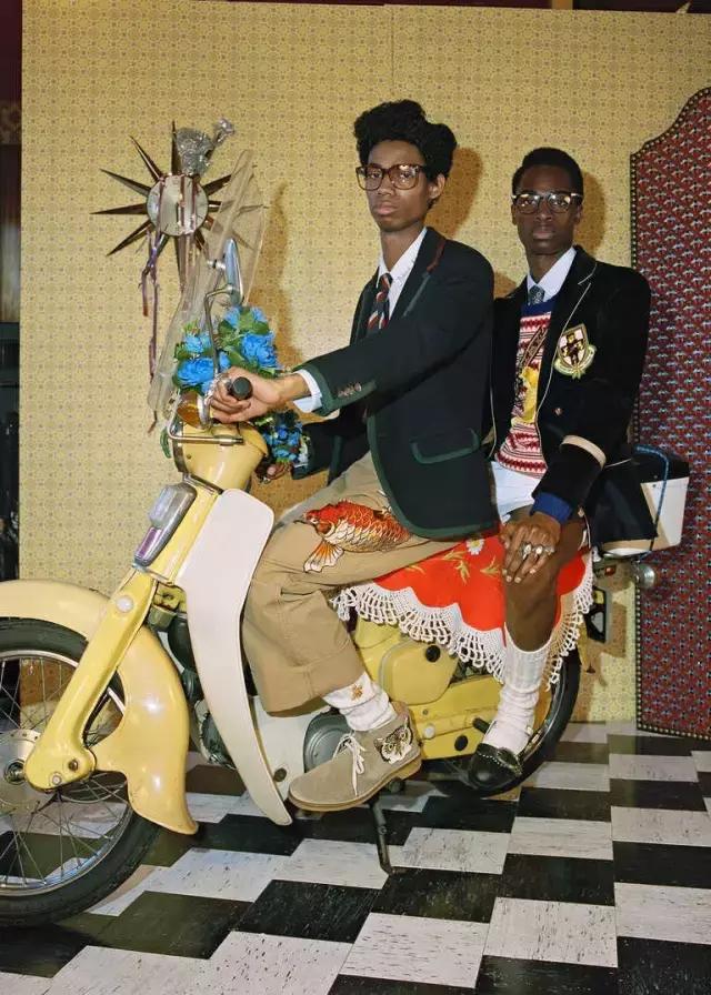 gucci华丽复古,gucci惊艳时尚圈