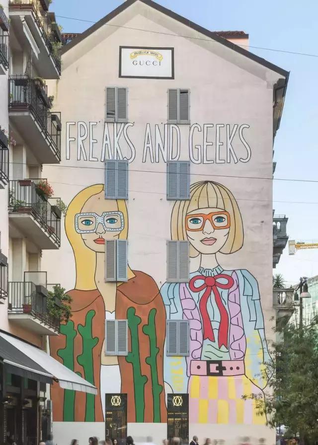 gucci华丽复古,gucci惊艳时尚圈