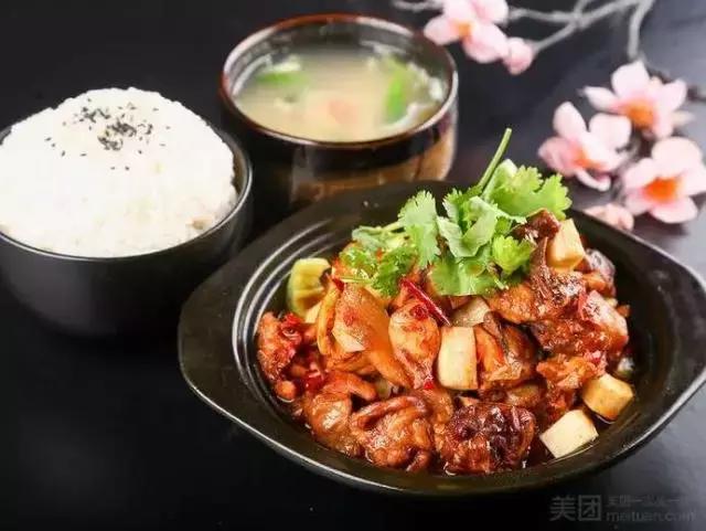 不管你愿不愿意，这10家焖锅都铺面而来了！