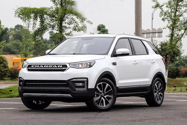 大灯起雾需要更换大灯吗,大灯起雾了怎么消除水汽