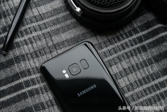 三星s8耳机akg兼容什么型号,三星s8有akg耳机吗