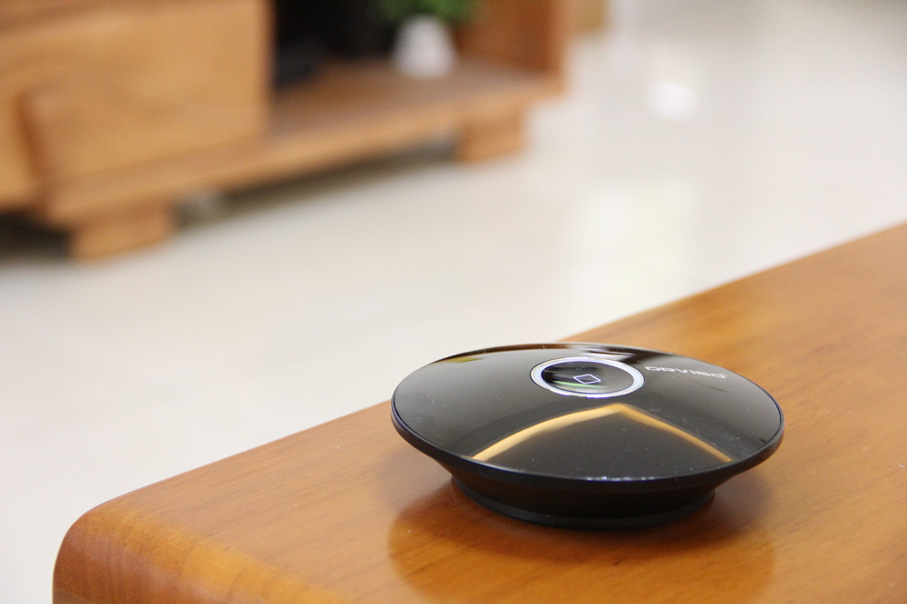 自从有了它把家里的遥控器都扔了,把家里的遥控器玩坏了