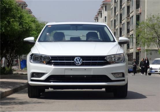 2017款一汽大众宝来，经典车型换新颜，都市硬汉无惧挑战