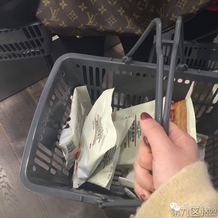 粗去浪|为了推荐好吃的咖喱和零食，本宝宝码字好辛苦！