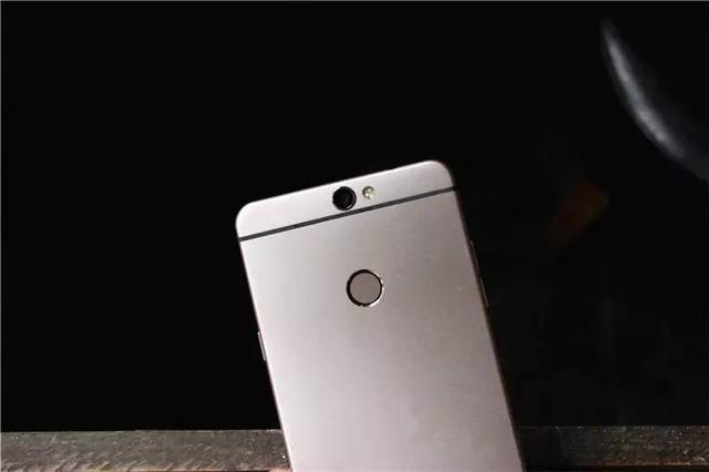 酷派锋尚n5评测,酷派锋尚max隐藏功能