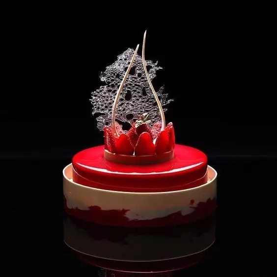 自己怎么做蛋糕上的手工饰品,糖艺装饰教程