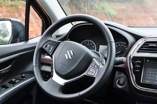 铃木骁途2019款论坛,铃木骁途对比劲客