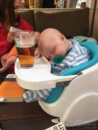 我跟老婆几个月每天以泪洗面，直到我当爸爸才恍然大悟