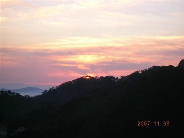 黄山四绝之一奇松介绍,黄山的四绝分别是奇松怪石