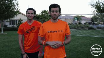 足球长传技巧详细解析,足球边路传中技巧教学