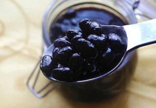 土豆皮染白发有效果吗,土豆皮怎么做能使白发变黑发