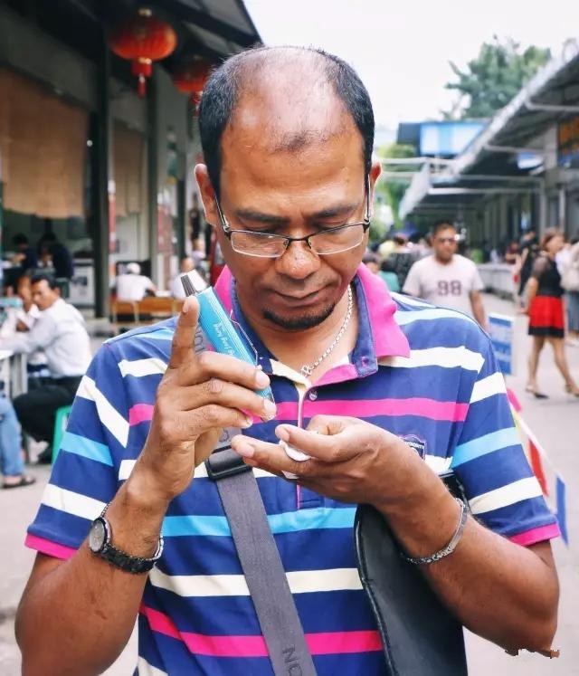 戴了三年玉镯子碎了是什么征兆,戴了3年的玉镯掉地上碎了