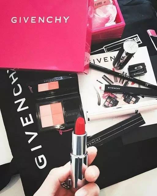 ysl纪梵希阿玛尼档次,纪梵希ysl阿玛尼兰蔻口红哪个好点