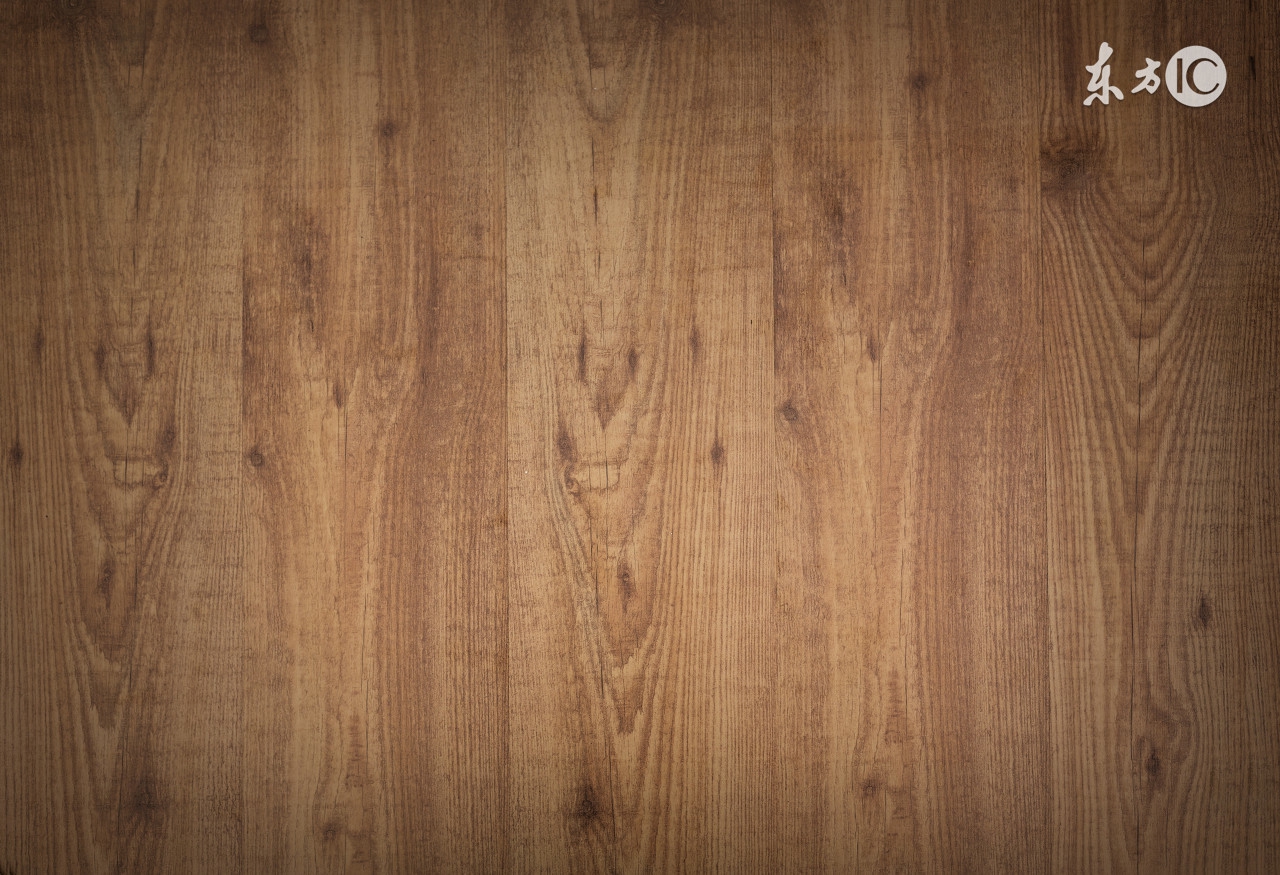 地板胶铺贴最普通一平方多少钱,地板胶一般铺多厚的