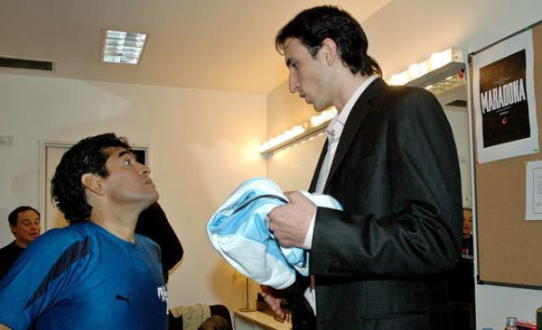 马拉多纳和乔丹谁伟大,吉诺比利与马拉多纳