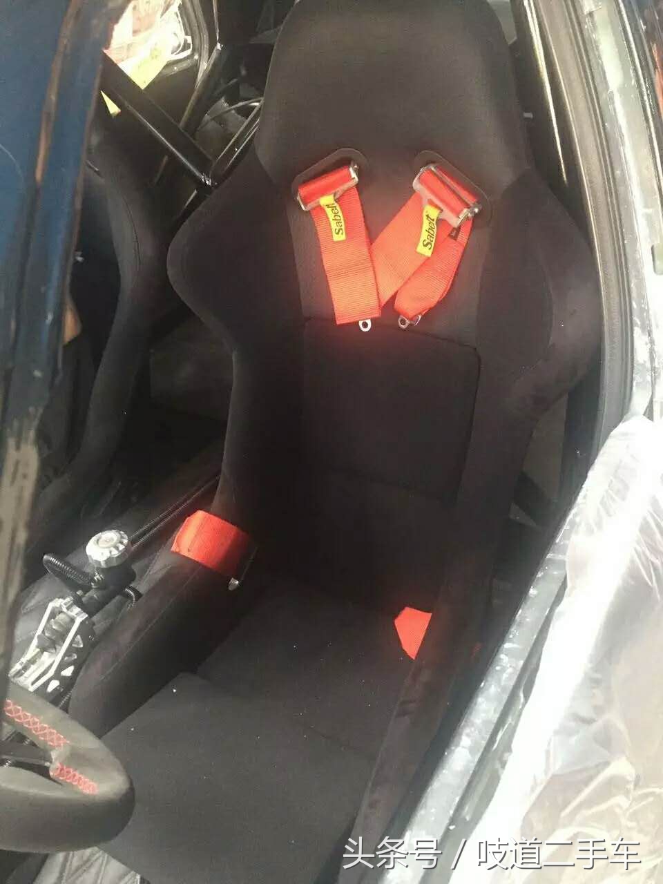 爆改五菱不算啥，氮气加速的捷达来虐他